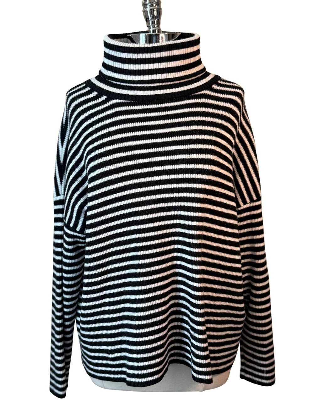FRENCH CONNECTION Striped Turtleneck Sweater Size XL Black White